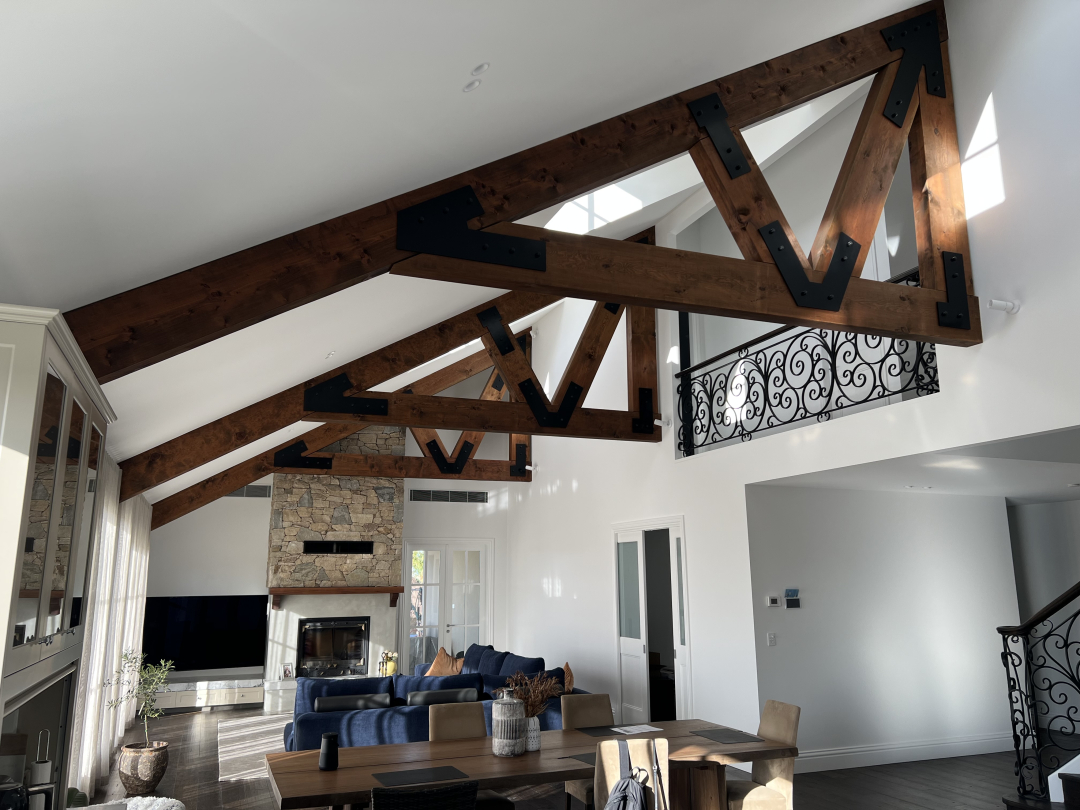 Feature Exposed Roof Truss